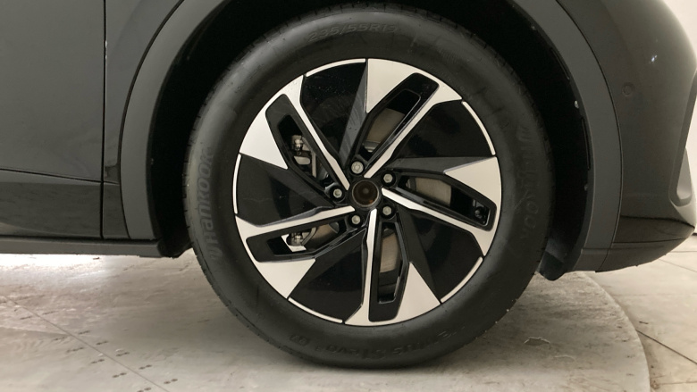 Volkswagen ID.5 210kW Essential Pro 77kWh 5dr Auto Electric Coupe